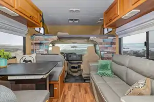 Ryker's Thor Motor Coach Four Winds Majestic