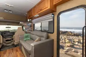 Ryker's Thor Motor Coach Four Winds Majestic