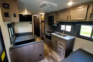 Dustin's Starcraft 26bh Travel Trailer