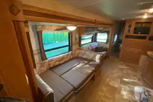 SUPER NICE - 32' Camper #2 (Jayco - Jay Flight) - Central NY State Area