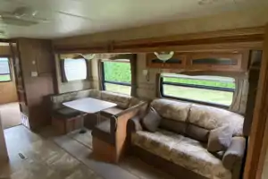 SUPER NICE - 32' Camper #2 (Jayco - Jay Flight) - Central NY State Area