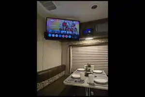 Coachmen Apex Ultra-Lite / Power Inverter & Generator / Starlink Equipped!