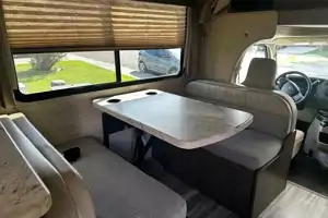 HIGHWAY TO HEAVEN Thor Motor Coach Freedom Elite 26E Class C