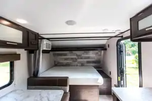 Adam's Coleman 17b Travel Trailer