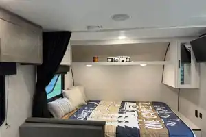 AHORITA Jayco 2025 Flight SLX Travel Trailer