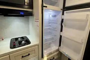 AHORITA Jayco 2025 Flight SLX Travel Trailer