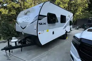 AHORITA Jayco 2025 Flight SLX Travel Trailer