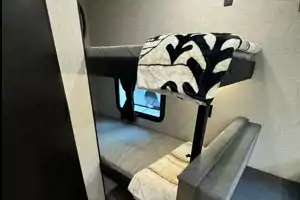 AHORITA Jayco 2025 Flight SLX Travel Trailer