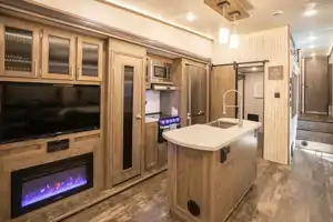 *Luxury* 3-Bedroom Home on Wheels - Delivered & Set-Up
