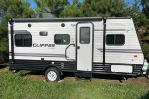 CozyRidez Coachmen Travel Trailer