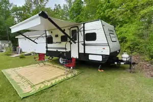 CozyRidez Coachmen Travel Trailer
