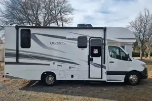2025 Jayco Qwest SE Mercedes-Benz Class C