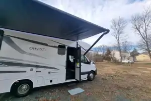 2025 Jayco Qwest SE Mercedes-Benz Class C