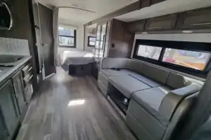 2025 Jayco Qwest SE Mercedes-Benz Class C