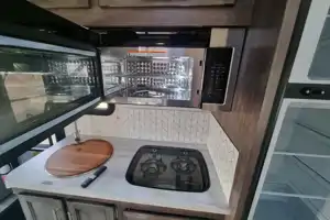 2025 Jayco Qwest SE Mercedes-Benz Class C