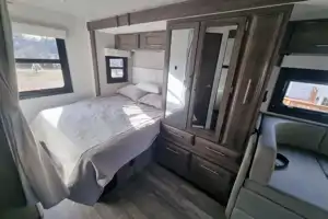 2025 Jayco Qwest SE Mercedes-Benz Class C