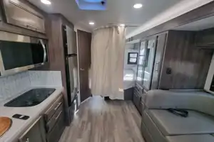 2025 Jayco Qwest SE Mercedes-Benz Class C