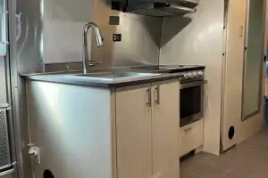 V’s RV Classic Silver Bullet