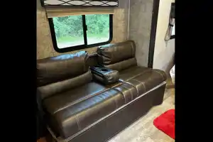 Coachmen Freedom express Travel Trailer