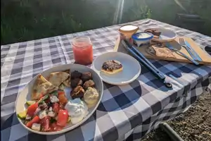 Escape the Ordinary - Couple's Retreat On Wheels