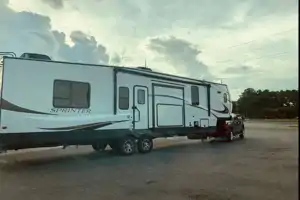 Sarah's Keystone 3610FKS Fifth Wheel