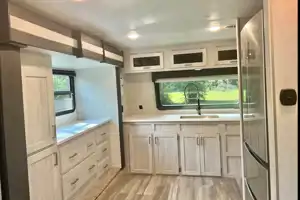 Sarah's Keystone 3610FKS Fifth Wheel