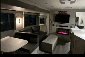 Fully loaded cozy luxurious Catalina travel trailer