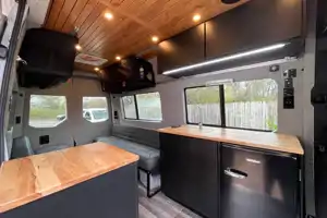 Seaman Sprinter 19 foot van Class B