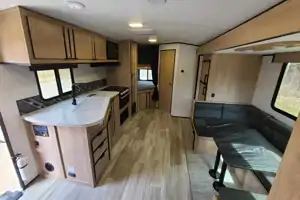 Fred's  Cruiser Radiance 25BH Travel Trailer