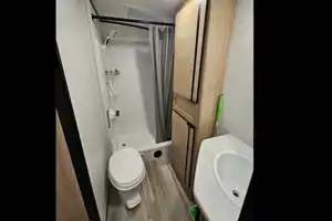 Fred's  Cruiser Radiance 25BH Travel Trailer
