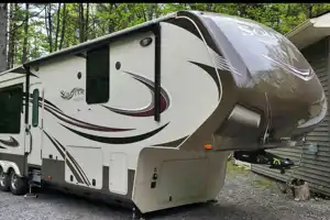 Grand Design Solitude 40ft Fifth Wheel