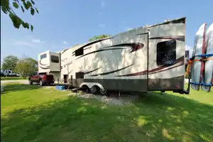 Grand Design Solitude 40ft Fifth Wheel