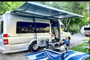 Daniel's Airstream Interstate ‘Slate’ Class B