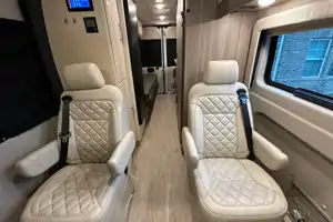 Glampin' with Gus Gus - Jayco Swift 20A Class B