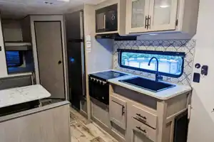 Nour - Coleman 214BH Roulotte