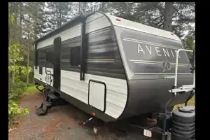 Julie's Cruiser RV 24rb Travel Trailer