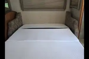 GBA Leisure Winnebago Sightseer 35J Class A