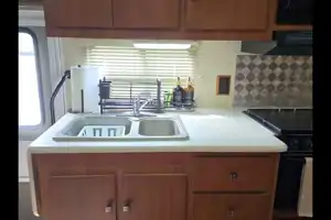 GBA Leisure Winnebago Sightseer 35J Class A