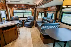 Hideaway RV rentals Fur baby friendly stylish Jayco White Hawk