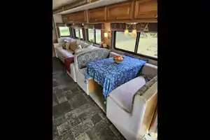 2013 Winnebago Vista 35F Class A