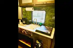 Globee's Retreat Trailer