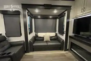 REDWOOD with Reclining King Bed, Residential Kitchen 1.5 Baths & W/D