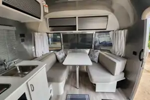 Airstream Bambi 19
