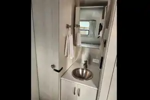 Airstream Bambi 19