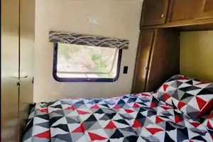 Hideaway RV rentals Pet friendly 2 bedroom spacious Hideout