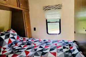 Hideaway RV rentals Pet friendly 2 bedroom spacious Hideout