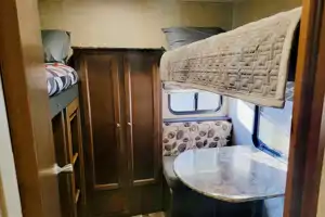 Hideaway RV rentals Pet friendly 2 bedroom spacious Hideout