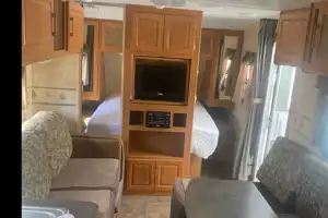 Perfect getaway keystone hideout rv there yet seperate bathroom entrance easier for the kids to stay sleeping !!