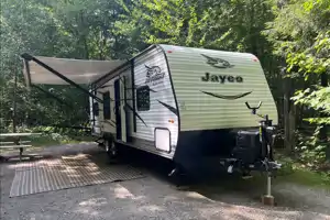 Rive-Sud Jayco couche 10 personnes 26 pieds 
