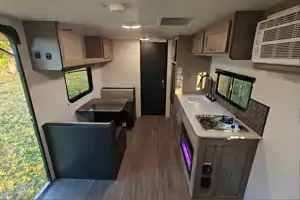 David's Cruiser RV Avenir 17RB Travel Trailer